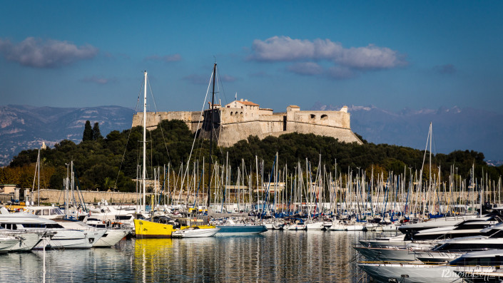 Le Fort Carré über dem Yachthafen