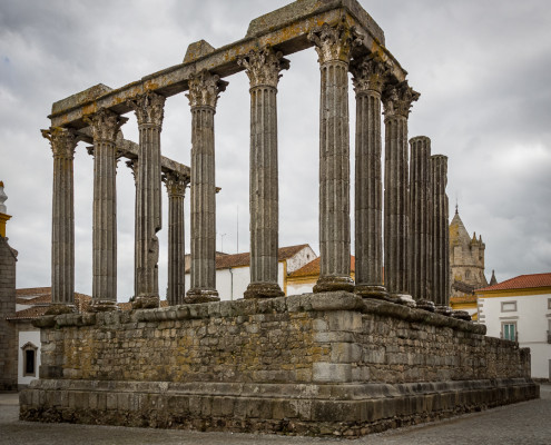 Diana Tempel, Évora, Portugal