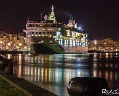 Kreuzfahrtschiff, Bordeaux, Frankreich