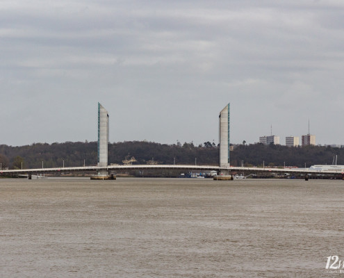 Pont Jacques Chaban-Delmas, Bordeaux, Frankreich
